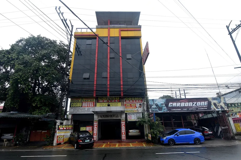 Cosmo Hotel - Kamuning