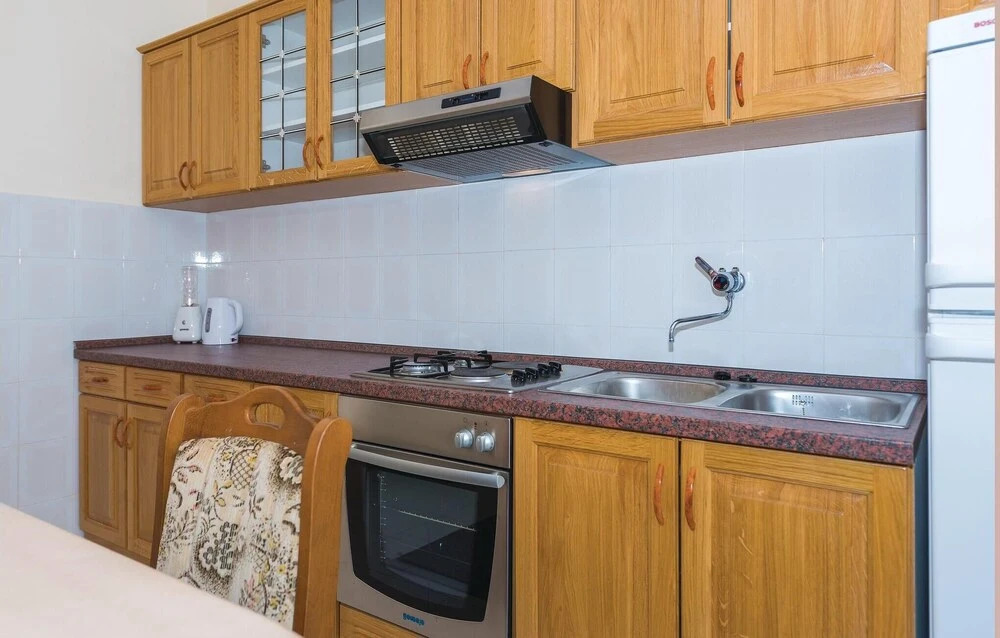 Three-Bedroom Holiday Home In Rozovac