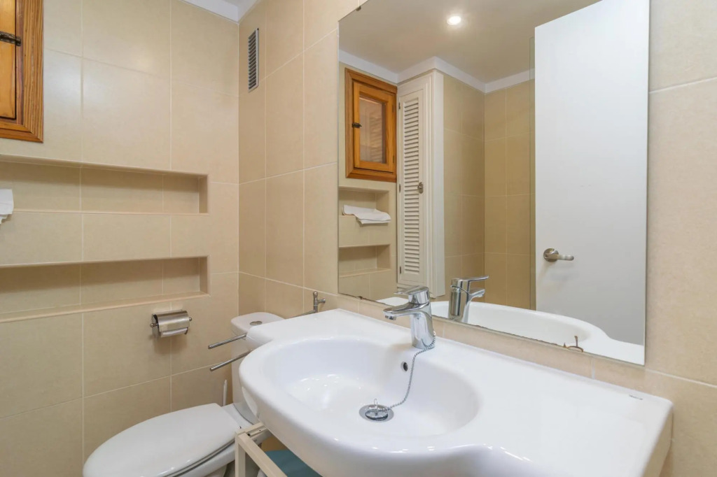 ED. BELLVEURE 2º A - Beautiful apartment on the seafront - Free WiFi -