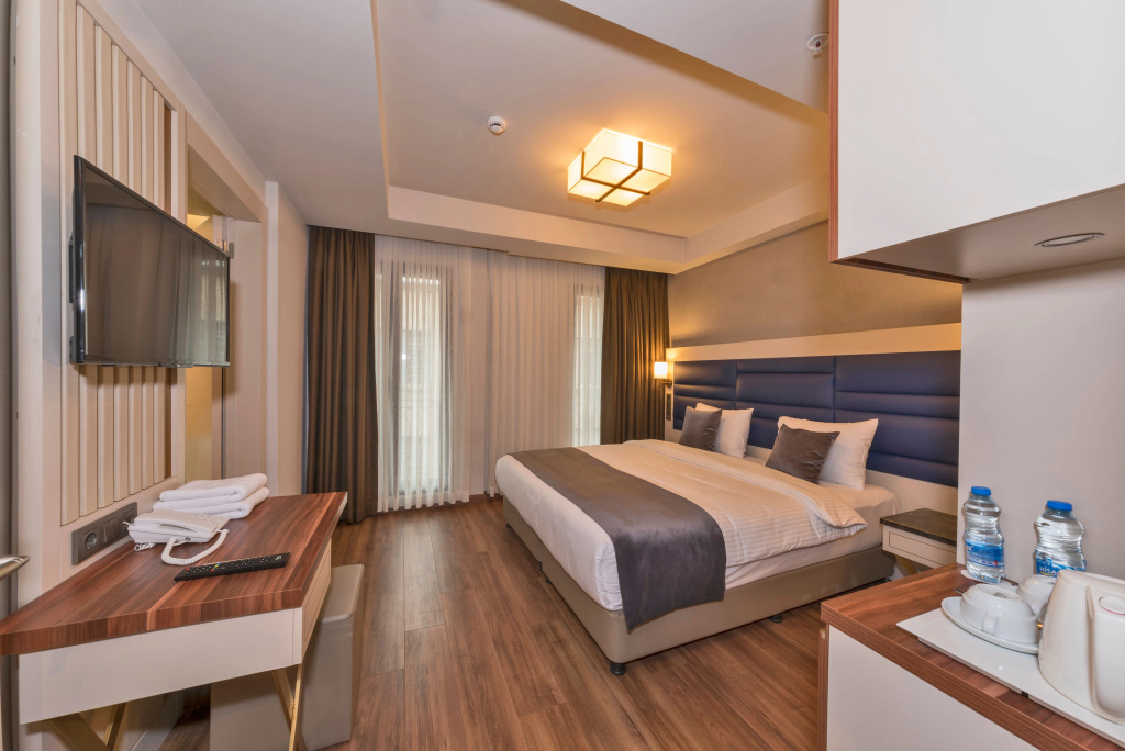 Golden Royal Hotel & SPA