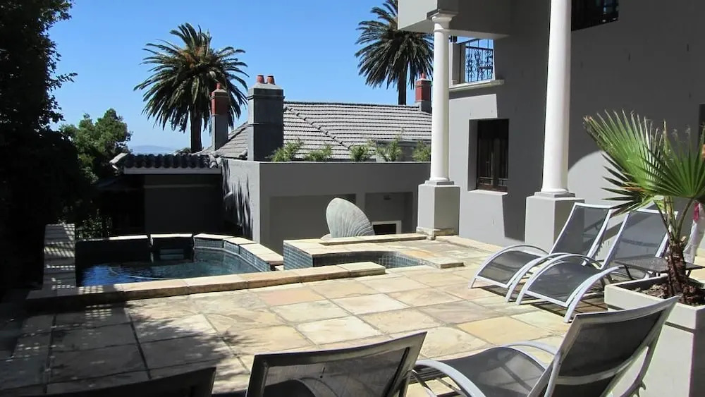 Cape Riviera Guesthouse