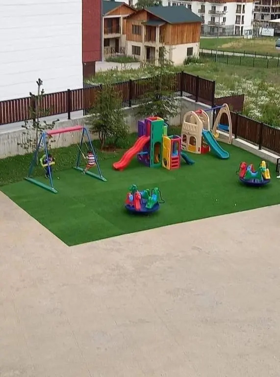 crystal residence 628