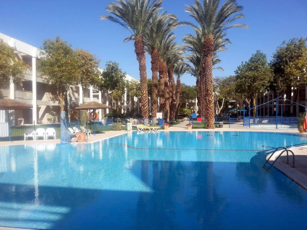 Apartment Amdar Village with swimming pool
