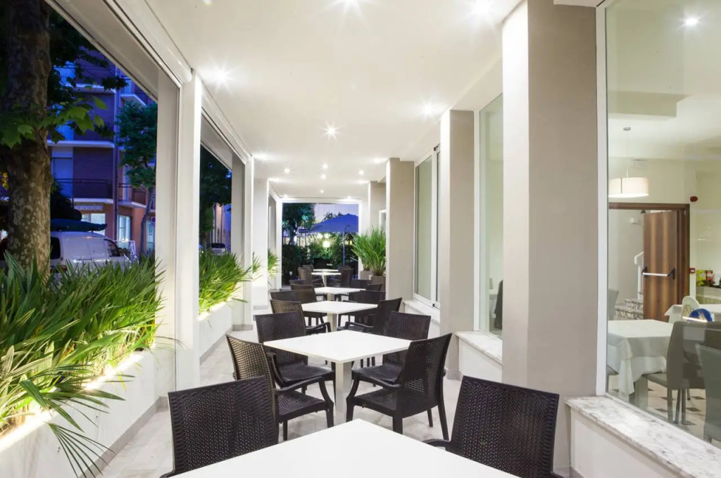 Hotel Lux