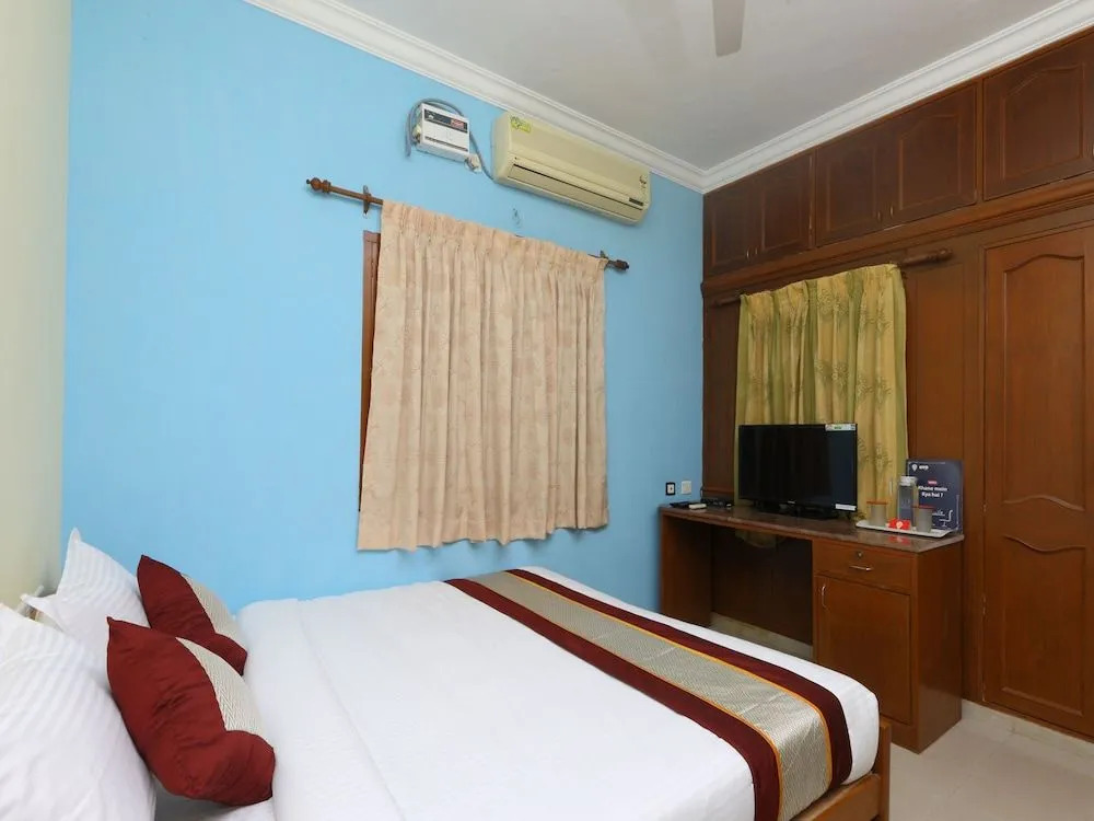 OYO 14091 Surabhi House Stays and Resorts