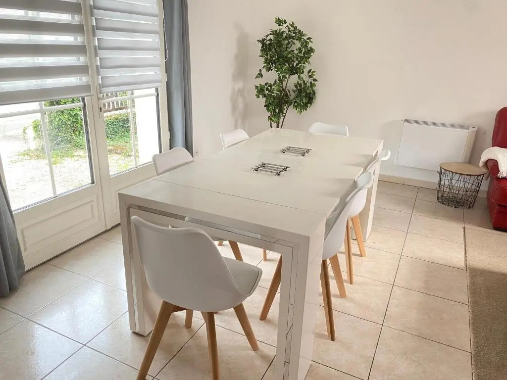 Sully-sur-loire: Agréable maison en centre ville