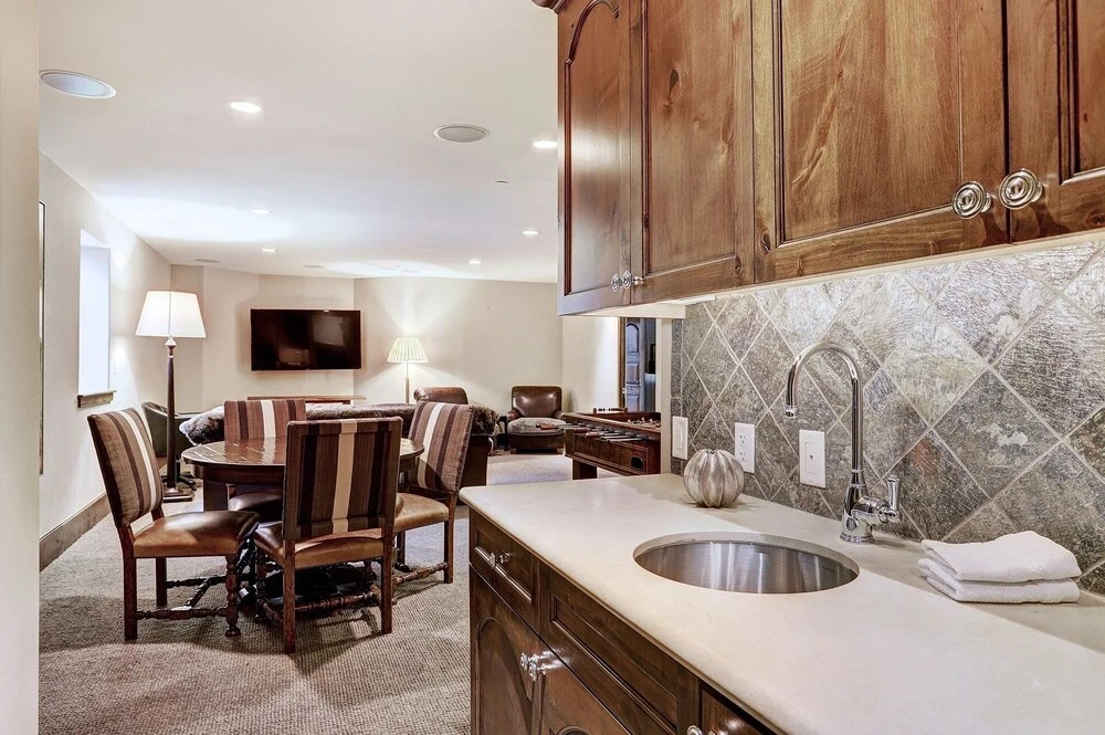 Gorgeous 5 Bedroom Private Chalet in Vail Village