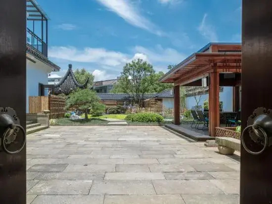 Landison Retreat Deqing Huzhou