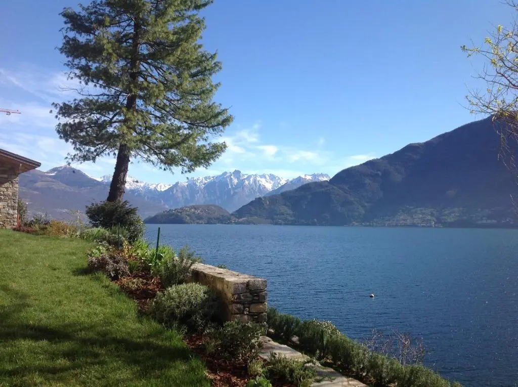 LakeSide Villa Del Pierangelo: Apartment Platanus
