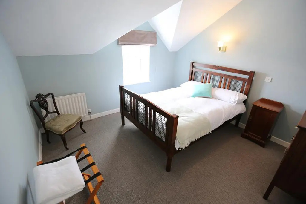 Rolling Wave Guesthouse