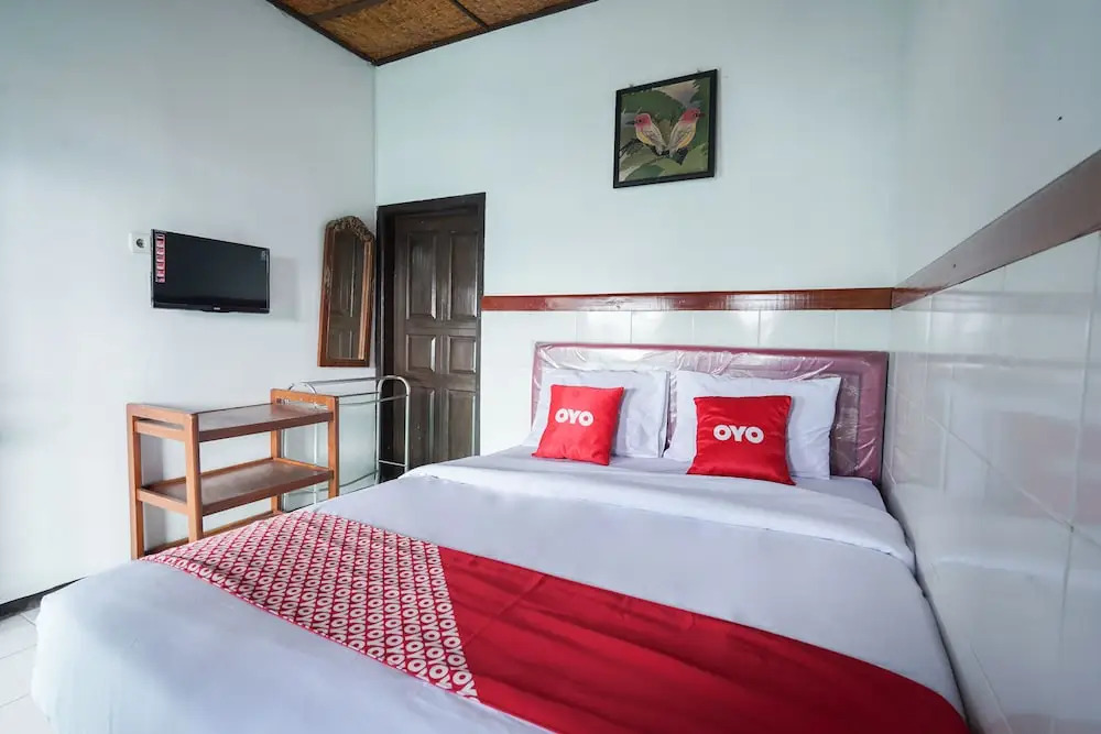 Pondok Gembyang Hotel Air Panas Alam by OYO Rooms