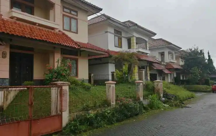 OYO 90384 Bukit Cipendawa Mc