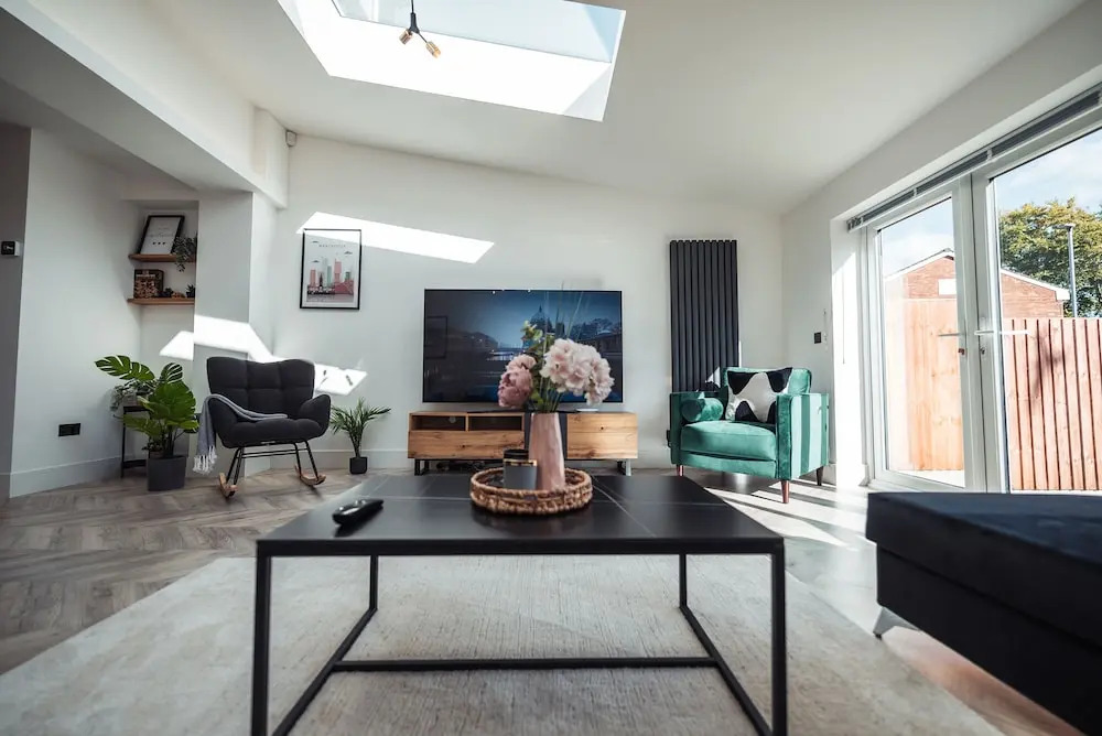 Exquisite 6 Bedroom Luxury Home