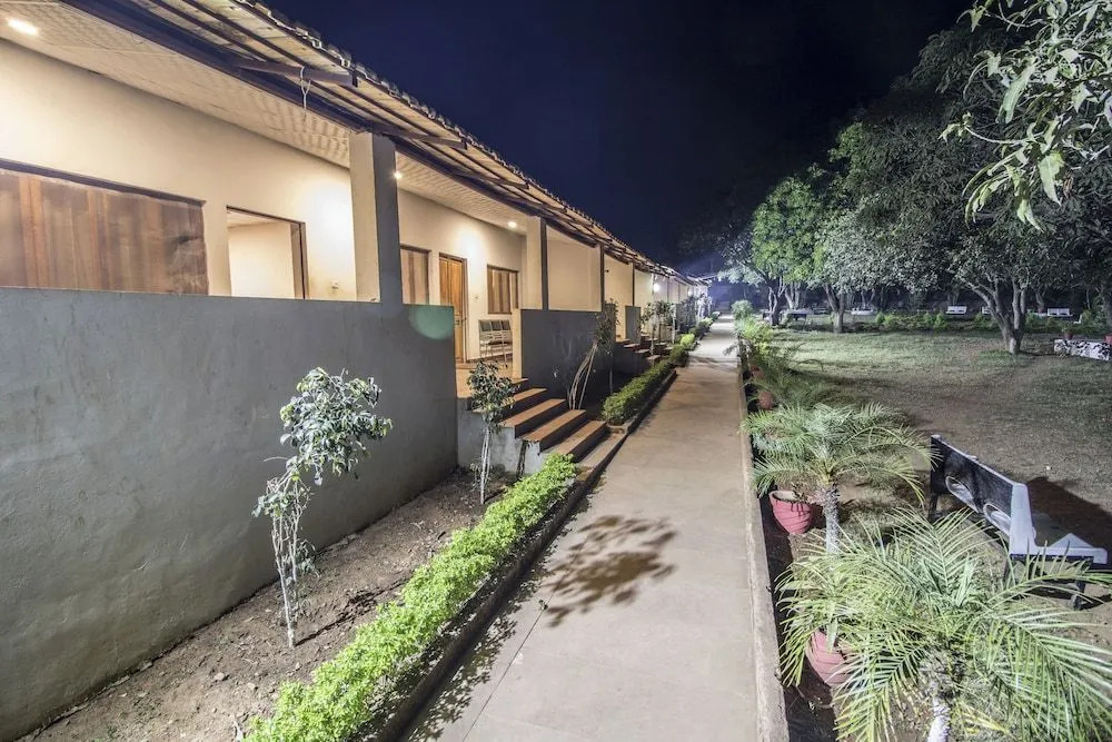 ARK Resorts