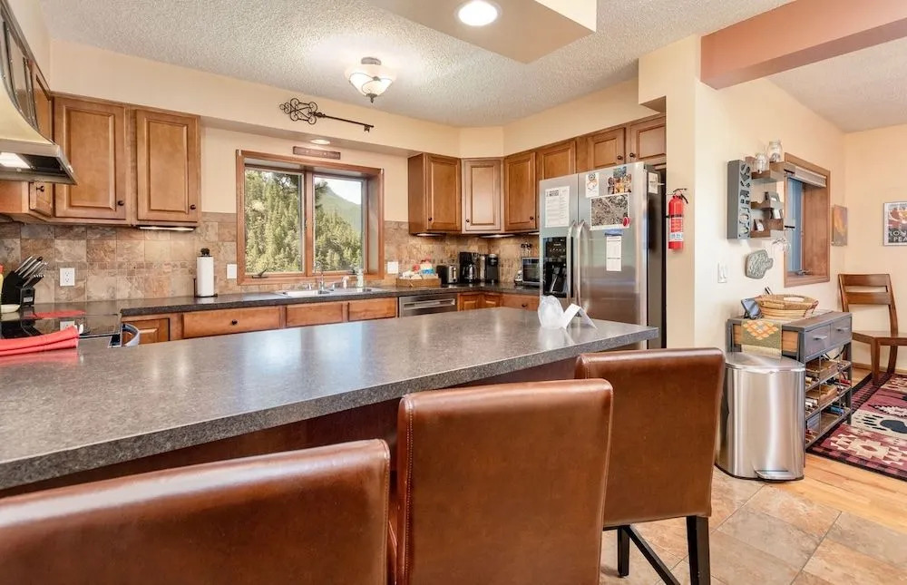 Divine Luxury Vacation At Windcliff 3 Bedroom Home by RedAwning