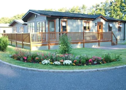 Jaybelle Grange Lodges