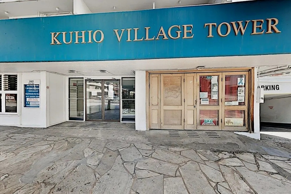 Refreshing Kuhio Village Studio
