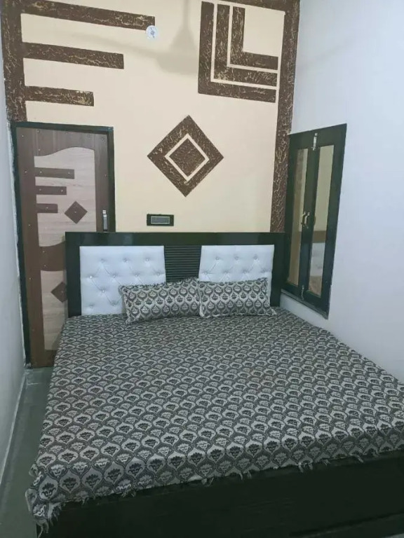 Spot On 93289 Hotel Akshat