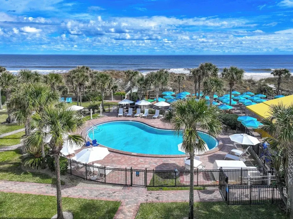 Seahorse Oceanfront Inn