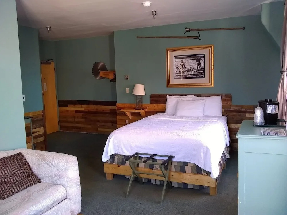 The Charles Inn