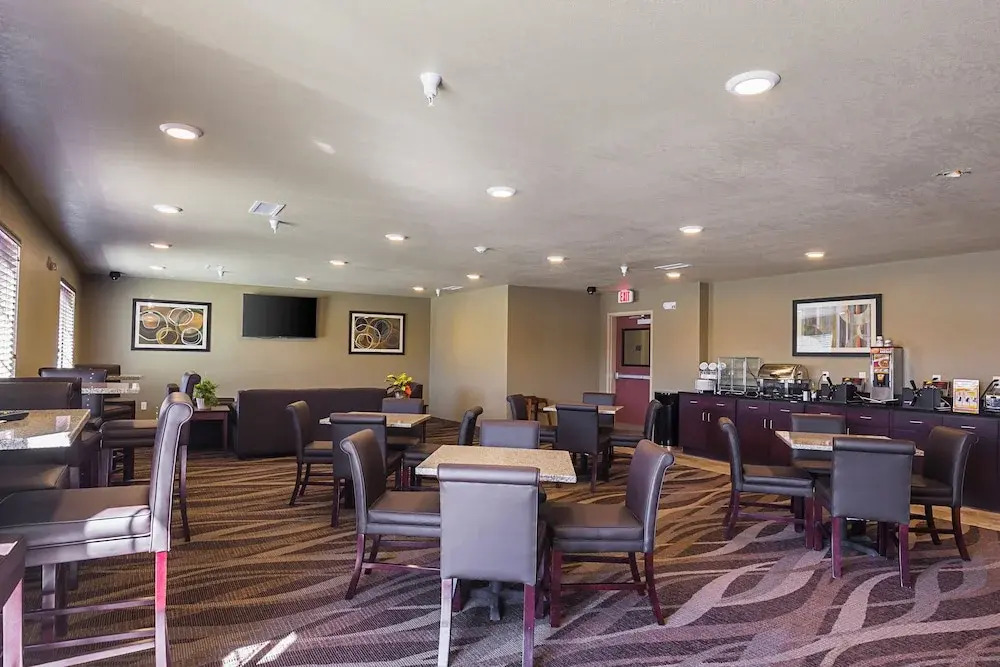 Cobblestone Inn & Suites - Altamont