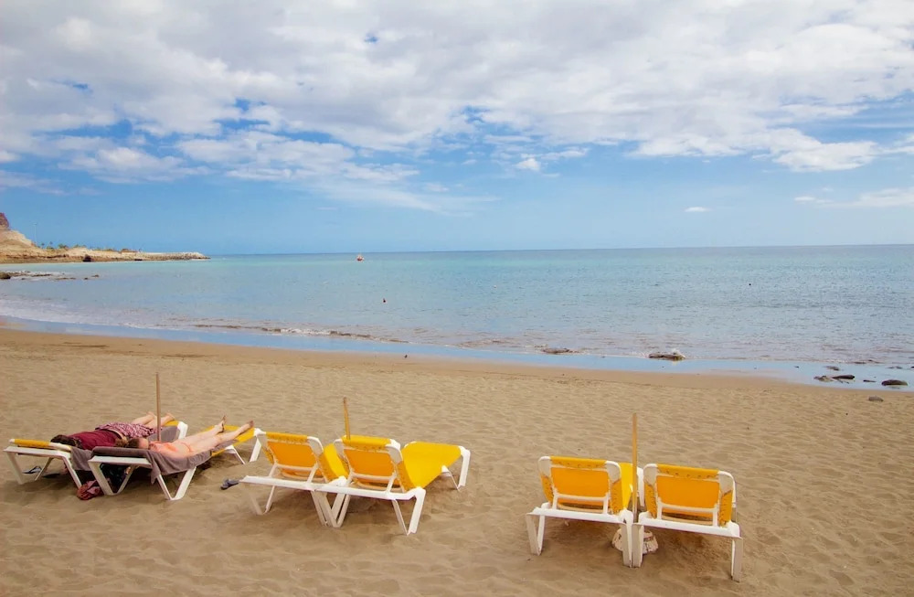 Lightbooking - Peach & Beach Playa del Cura