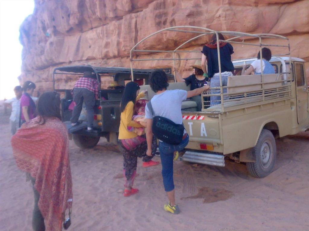 mountain village camp- wadi rum