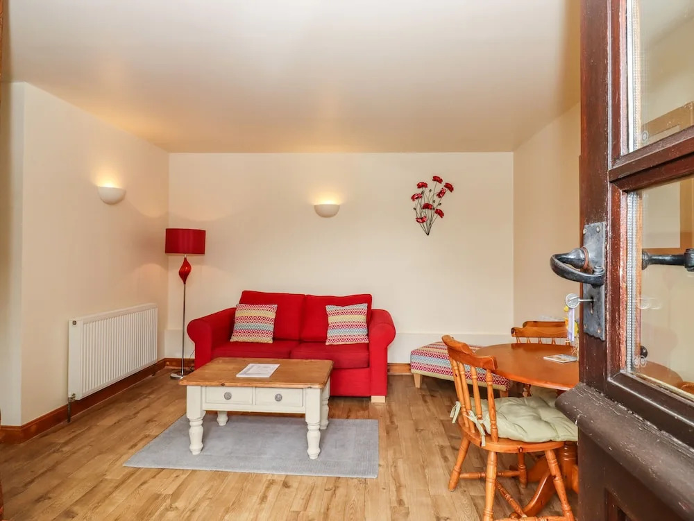 Poppy Cottage