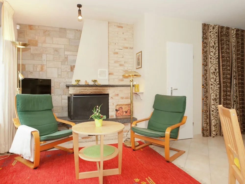 Cosy Holiday Home in Hildfeld with Terrace