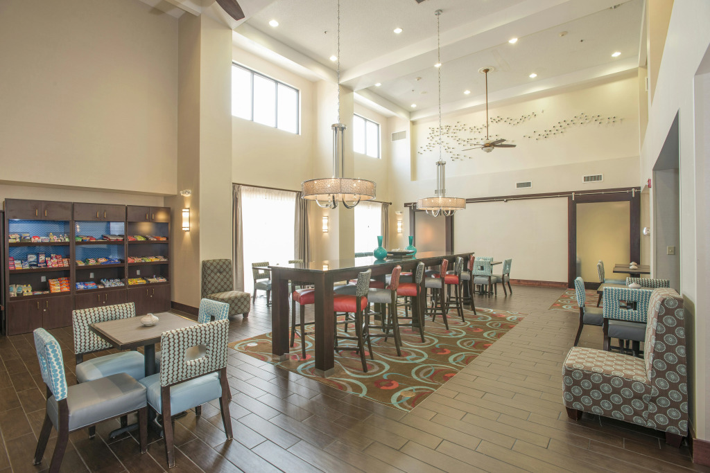 Hampton Inn & Suites Dayton-Airport