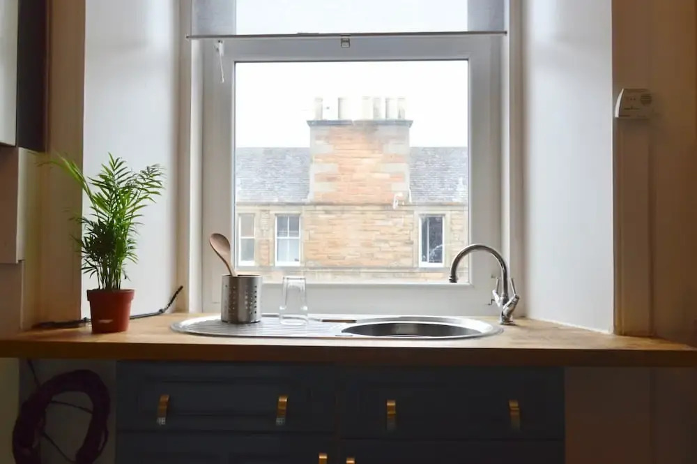Modern Flat Near City Centre