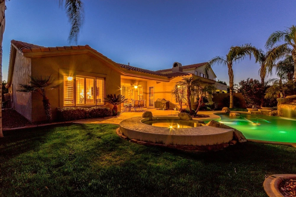 Wildflower 2 4 Bedrooms 2.5 Bathrooms Home
