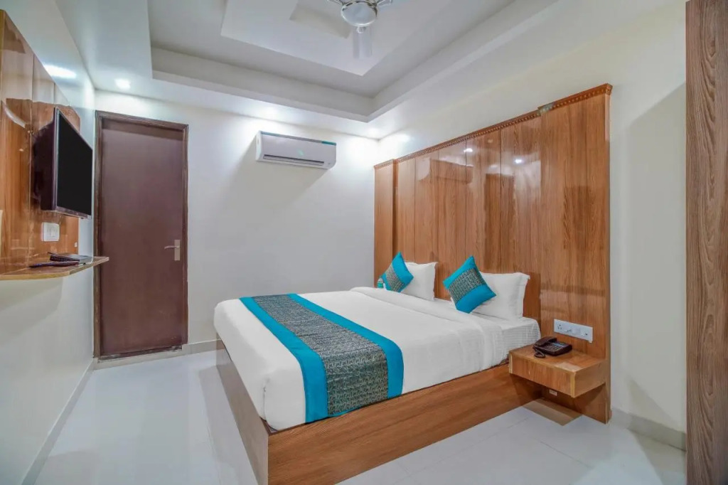 Hotel Park Suites At Airport
