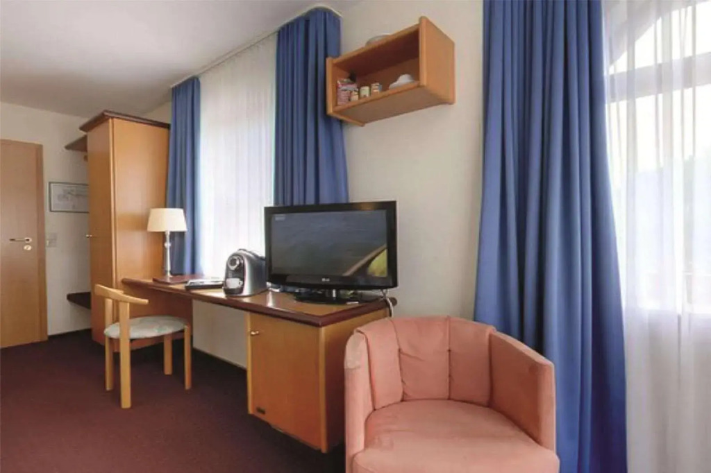 Hotel Empfinger Hof, Sure Hotel Collection by Best Western - direkt an der A81