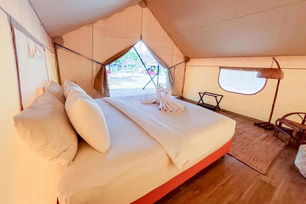 Slumber Party Beach Club and Resort Koh Phangan