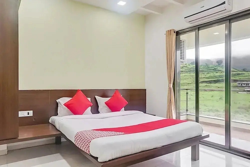 Hotel Shiva's Inn by OYO Rooms