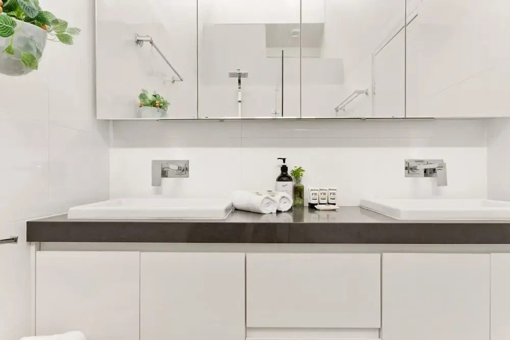 Elegantly Modern 2-bed In The Heart of Chippendale