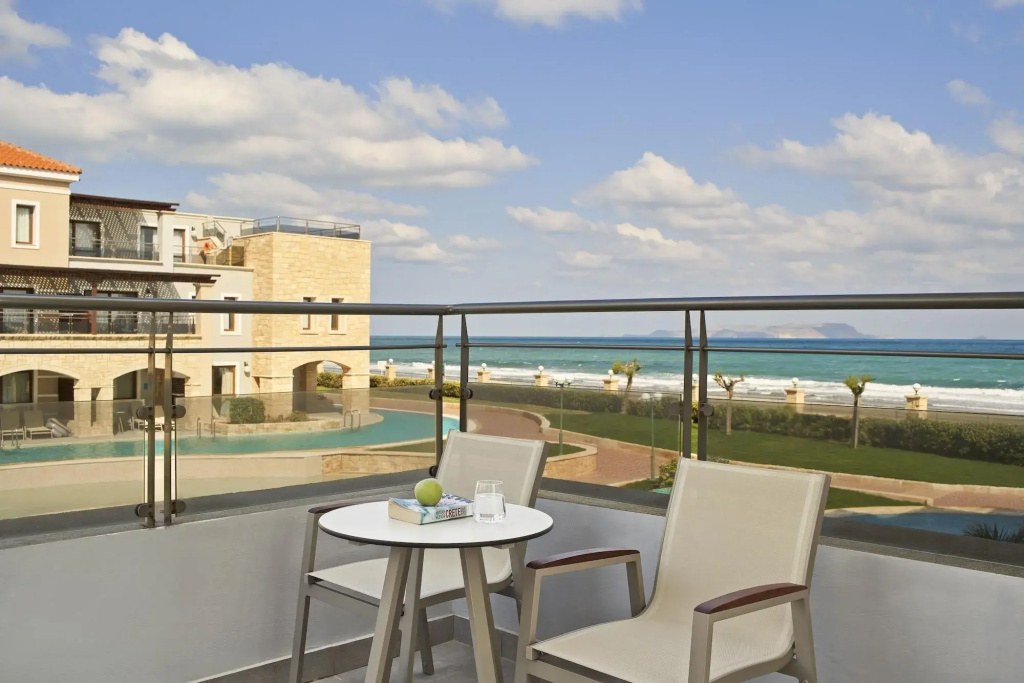 Atlantica Caldera Palace