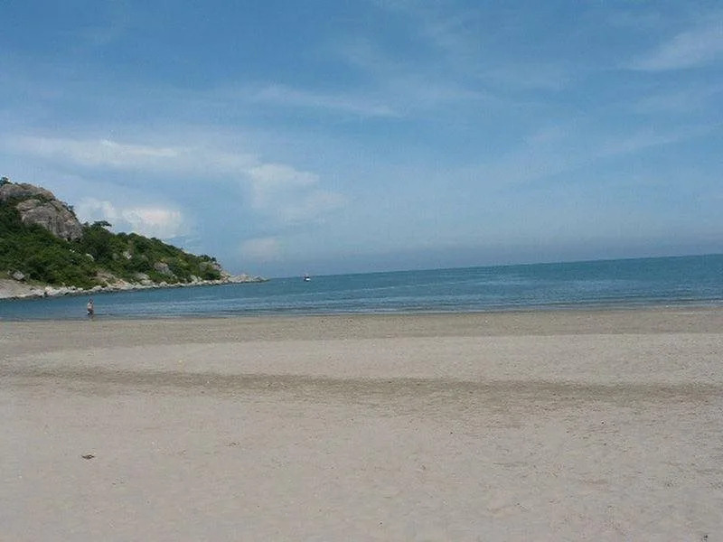 SM Beach Side Place