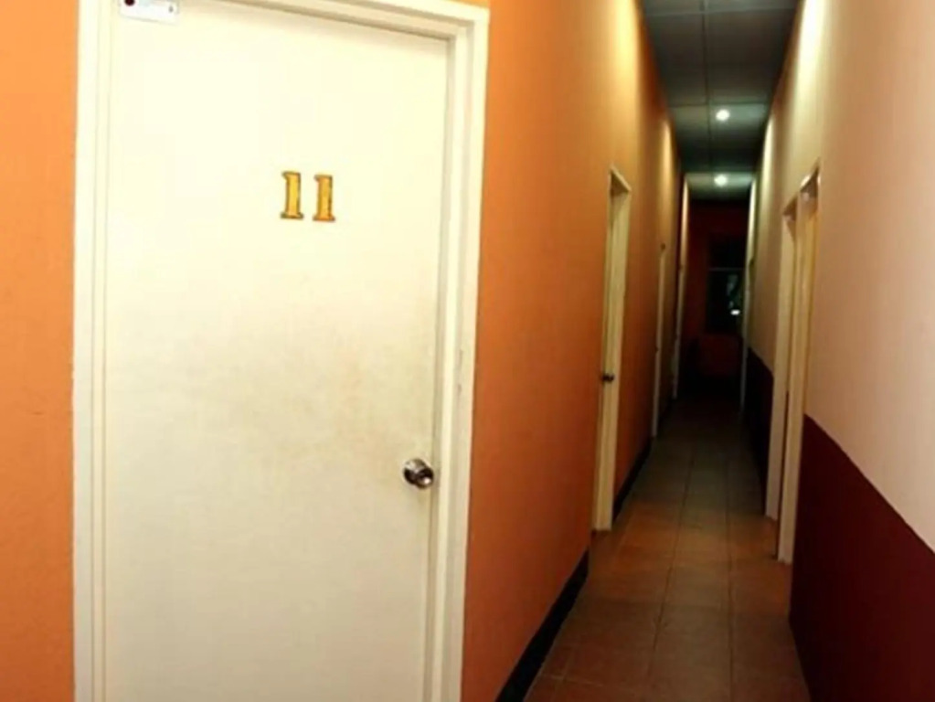 B&B Inn - Hostel