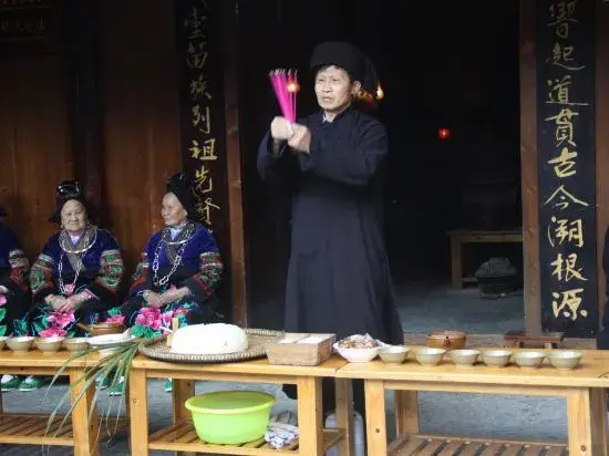 Xijiang Qianhu Miaozhai Guzang Home Inn