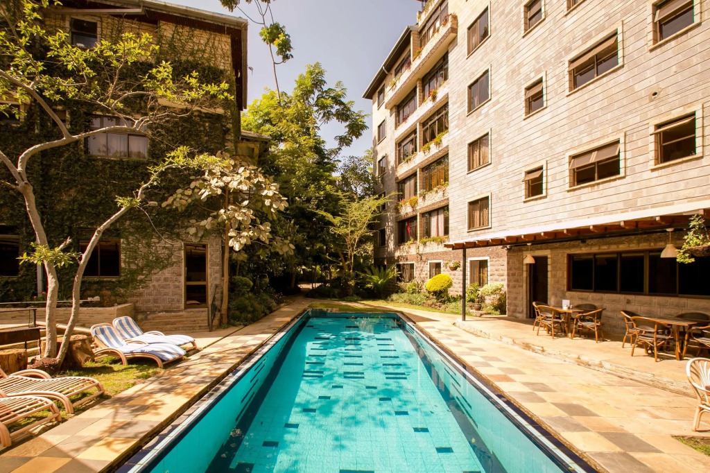 Kates Hotel & Residence