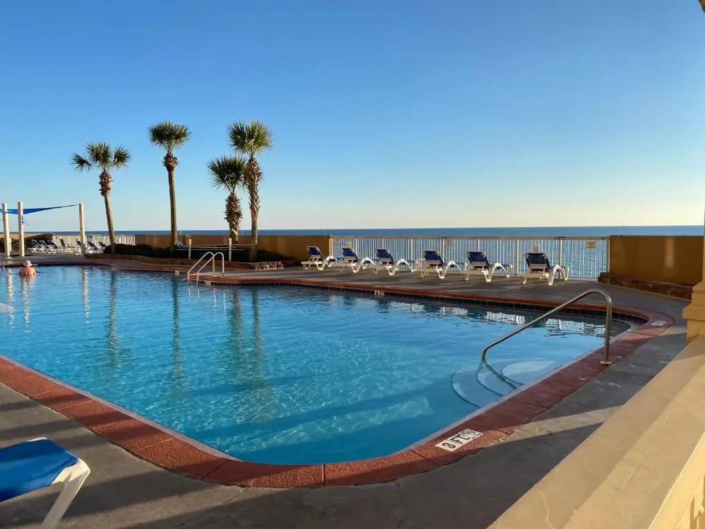 Brightly Furnished Beachfront Condo - 7th Floor Gulf View!