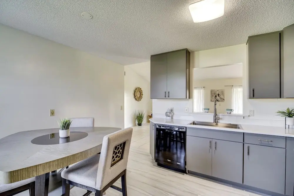 Sun, Sand & Relaxation! Home w/ Lanai in Palm Bay