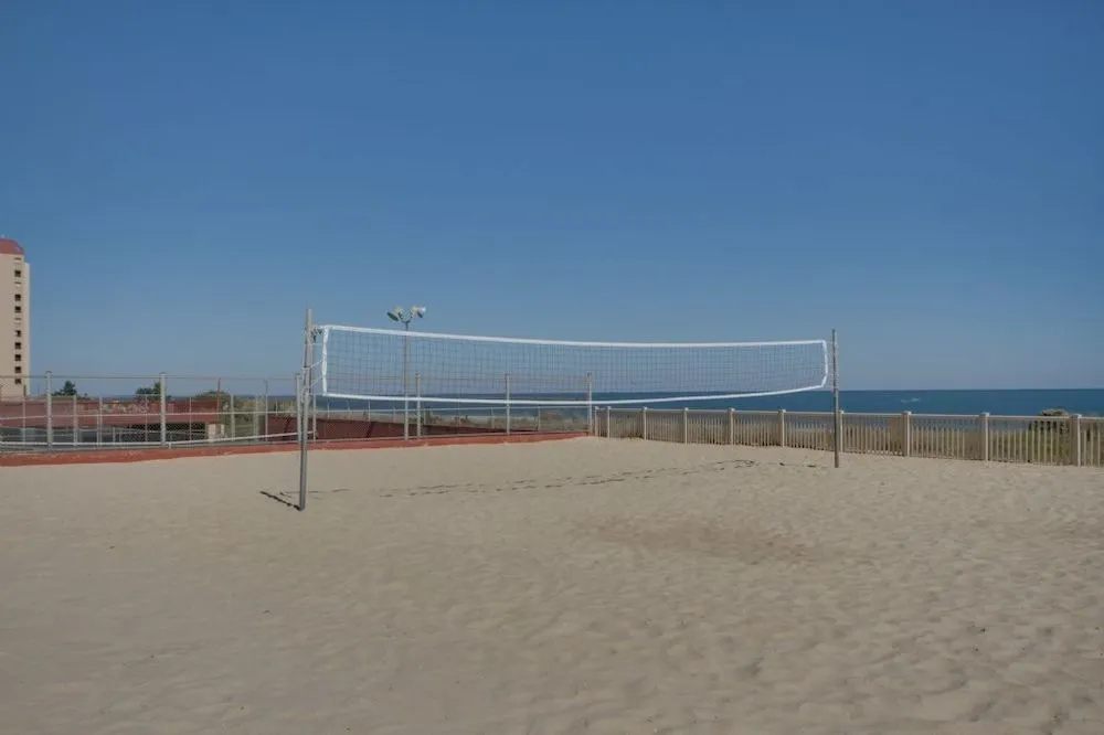 Golden Sands 207 - 2 Br Condo