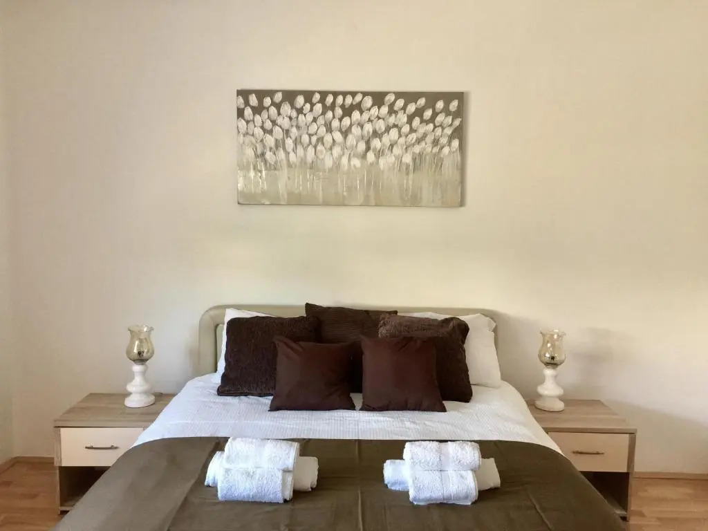Apartmani "Mimoza"