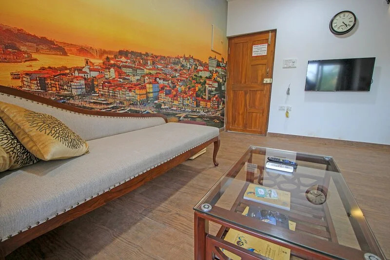 The Weekend Suites