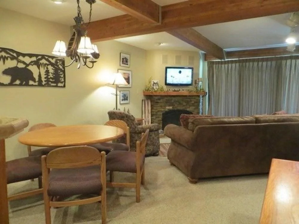 Mountain Edge By Crested Butte Lodging