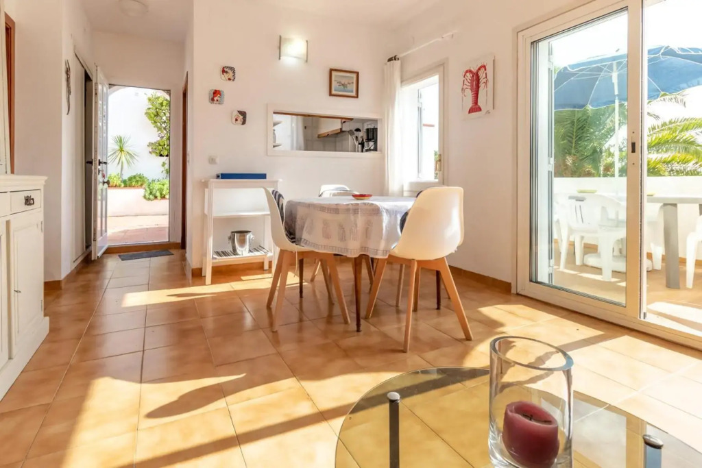 LA FARELLA LA COMA 65 apartamento con jardín y piscina comunitaria
