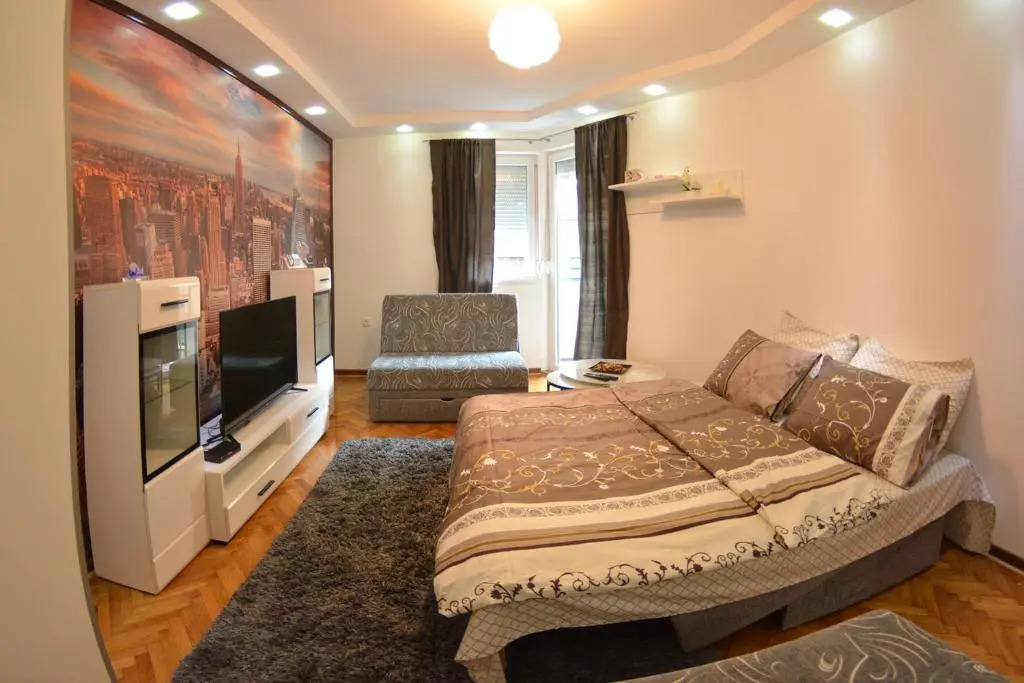 White Night City Center Apartman